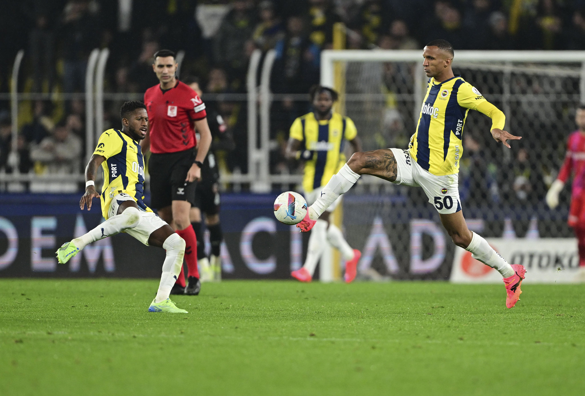 Fenerbahçe’de 4 isim Beşiktaş maçının kadrosunda yok!