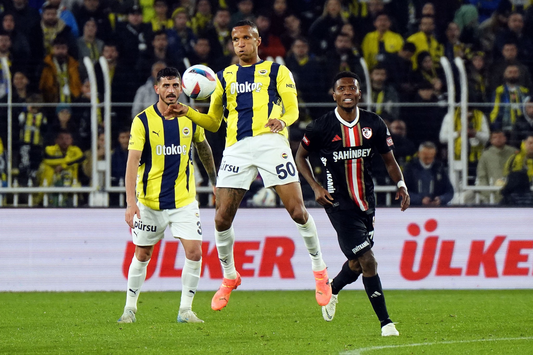 Fenerbahçe’den yılın bombası! Bu transfer Osimhen’i gölgede bırakır