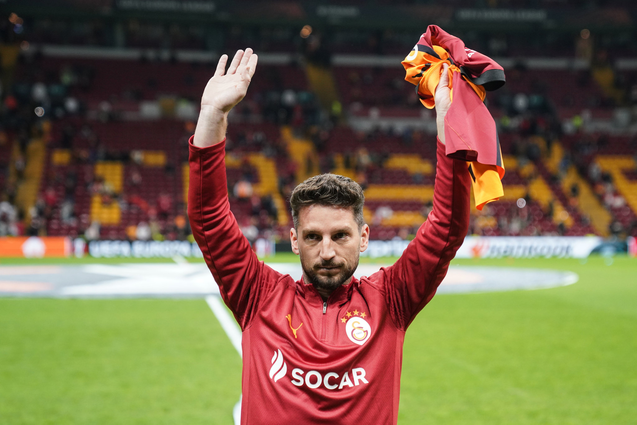 TRANSFER HABERİ: Mertens Galatasaray’a veda ediyor! İşte yeni adresi