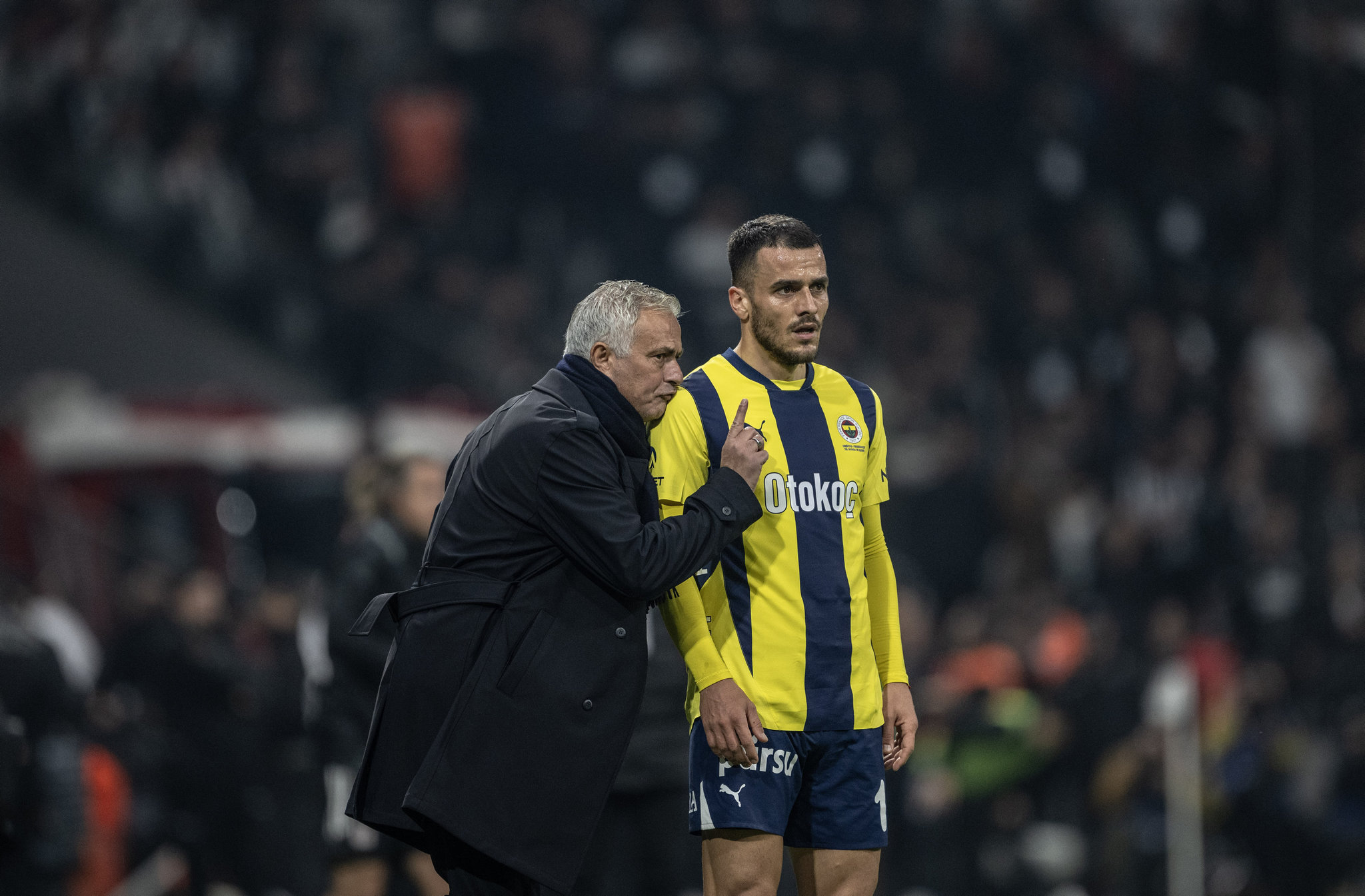 TRANSFER HABERİ: Fenerbahçe’de derbi sonrası radikal karar! Tam 8 futbolcunun bileti kesildi