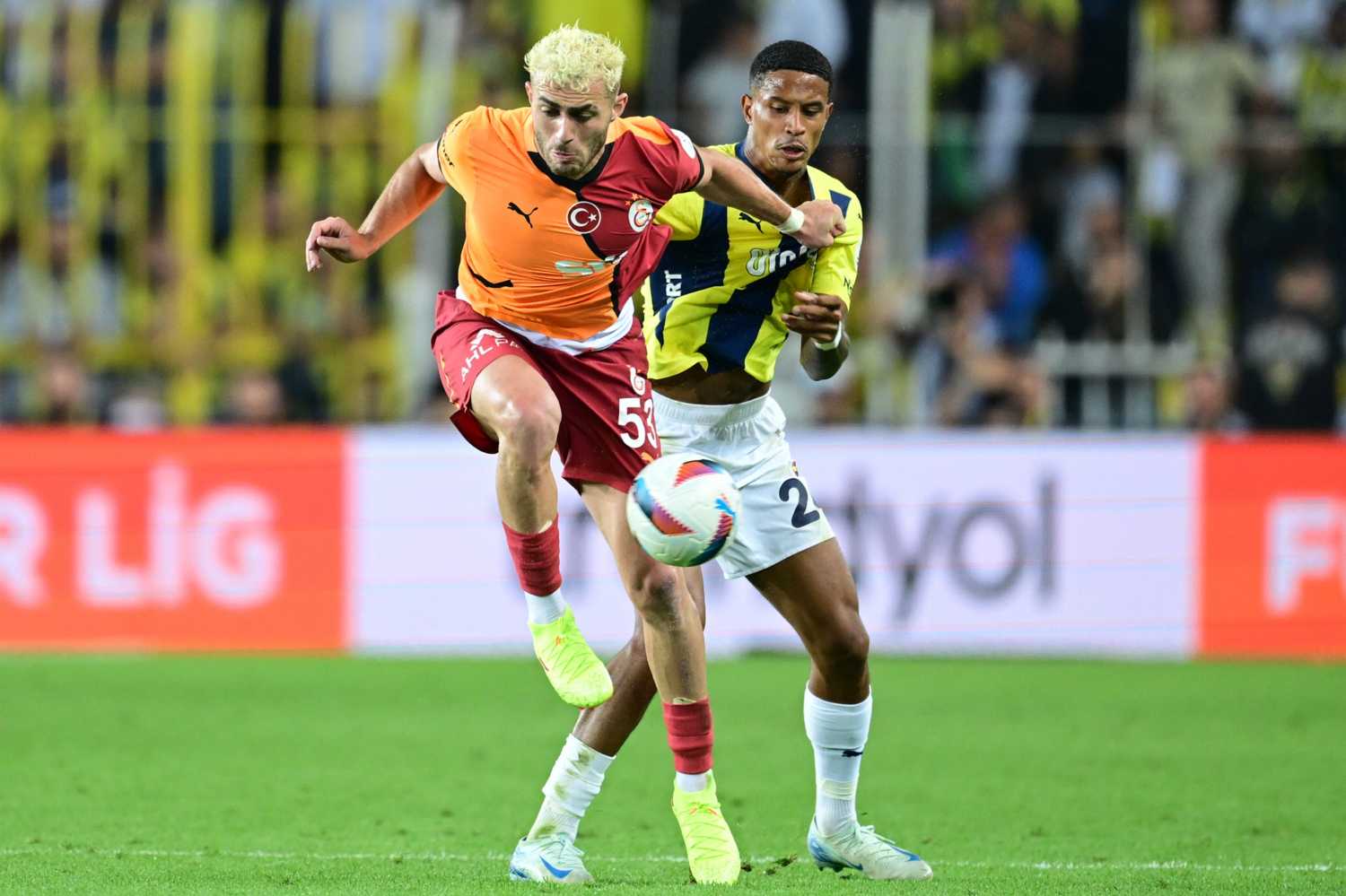 Fenerbahçe ve Galatasaray’dan dev transfer yarışı! Hedef Osimhen’in kankası