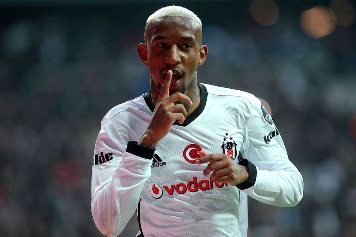 Galatasaray’dan yılın transfer bombası! Talisca’nın menajeri kampa geldi