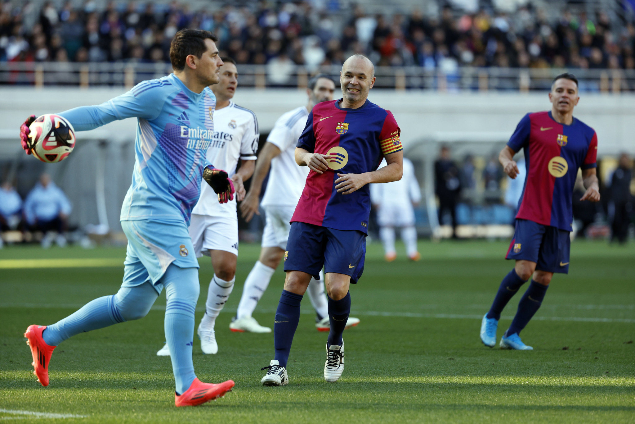 Andres Iniesta’nın jübilesinde yıldızlar geçidi! El Clasico dramatik bitti