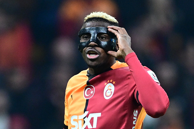 Victor Osimhen için Galatasaray’a üzen haber! Transferin flaş takımı talip oldu