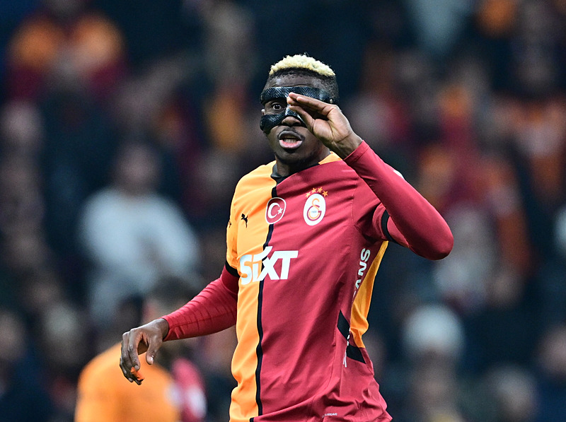 Victor Osimhen için Galatasaray’a üzen haber! Transferin flaş takımı talip oldu