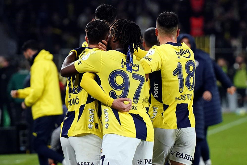 Fenerbahçe’den Galatasaray’ı kızdıracak hamle! Transferde dev kapışma