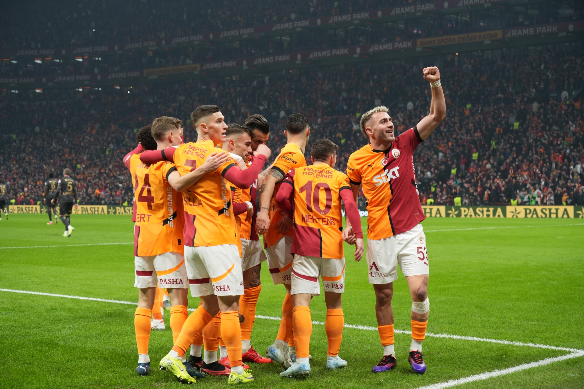 Cimbom’a Gürcü forvet! Galatasaray’dan devre arası transfer bombası