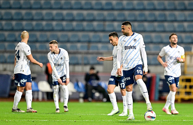 Fenerbahçe’ye Sebastian Szymanski için dev teklif! Transferde karar verildi