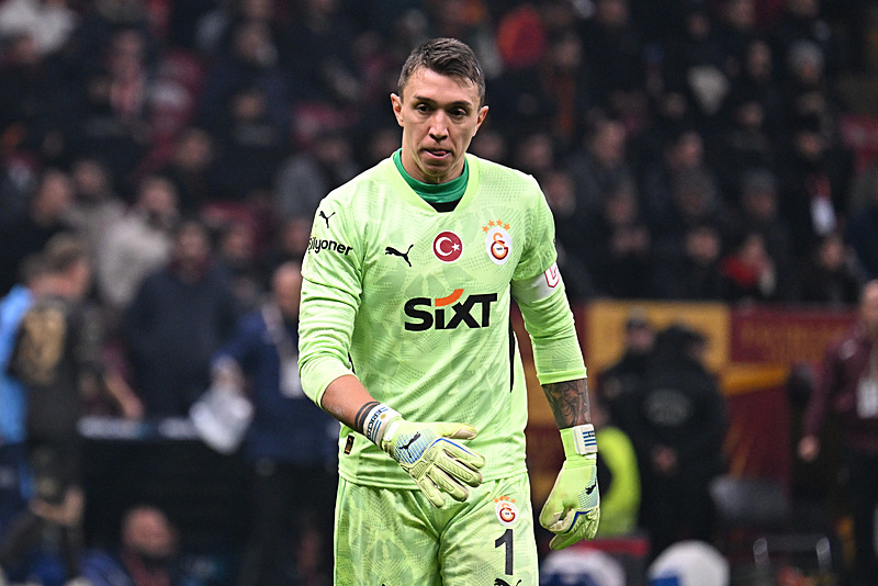 Galatasaray’da Fernando Muslera’nın geleceği netleşti! Transfer olmak istediği takım...