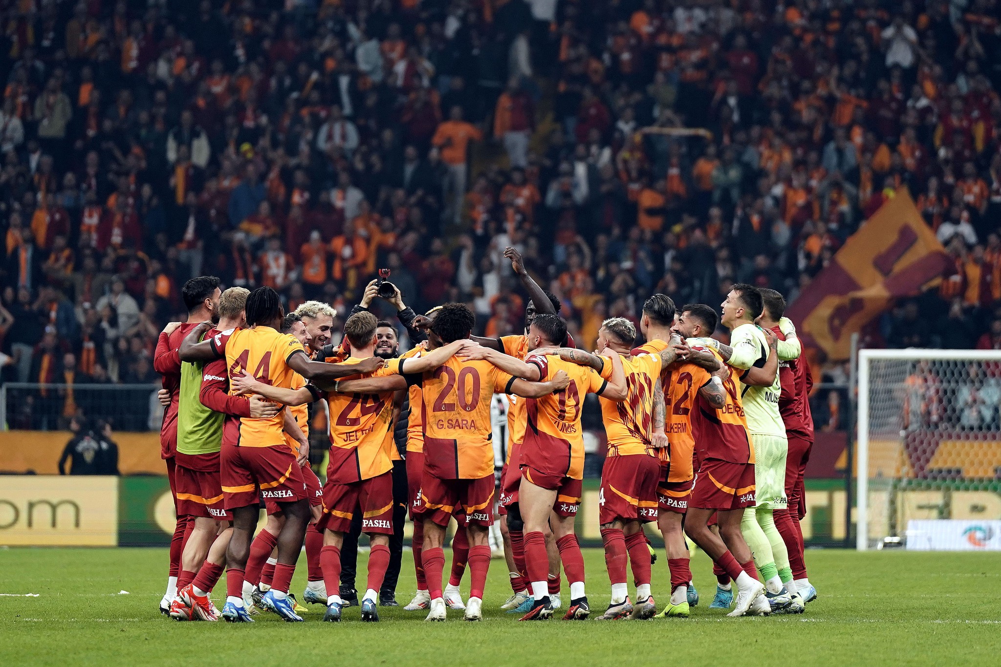 Galatasaray’ı şampiyonluktan etmişti ara transferde Aslan oluyor! Cimbom eski Beşiktaşlı yıldızı kapıyor