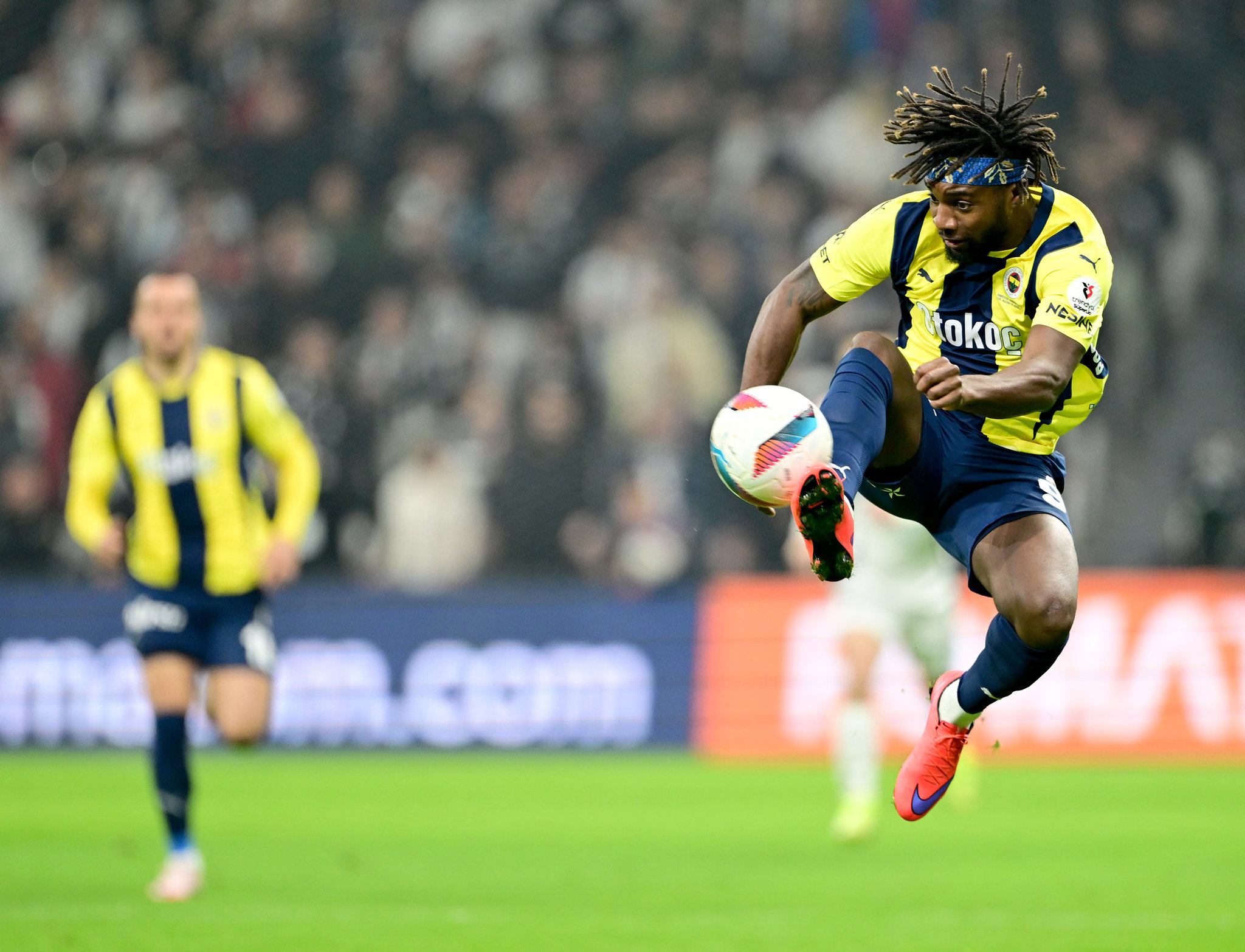 FENERBAHÇE HABERİ | Transferin anahtarı Alan Saint-Maximin’in elinde! İşte o formül