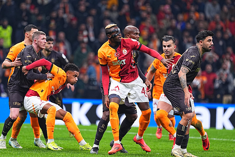 Galatasaray aradığı sağ beki buldu! Transferde mutlu son yakın