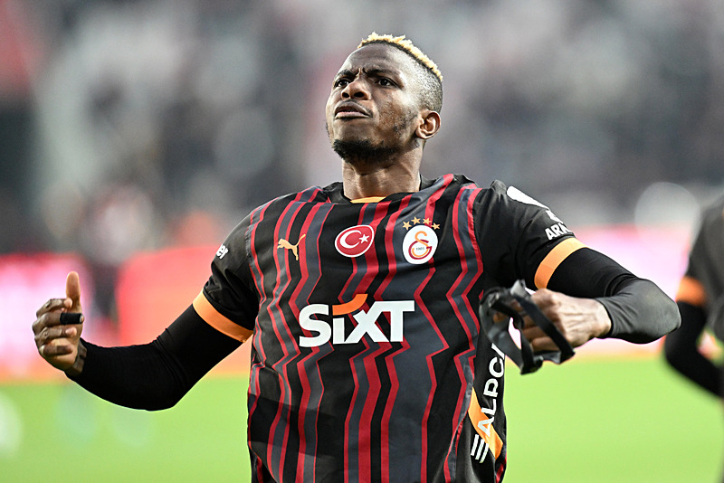 Victor Osimhen transfer kararını verdi! Manchester United...