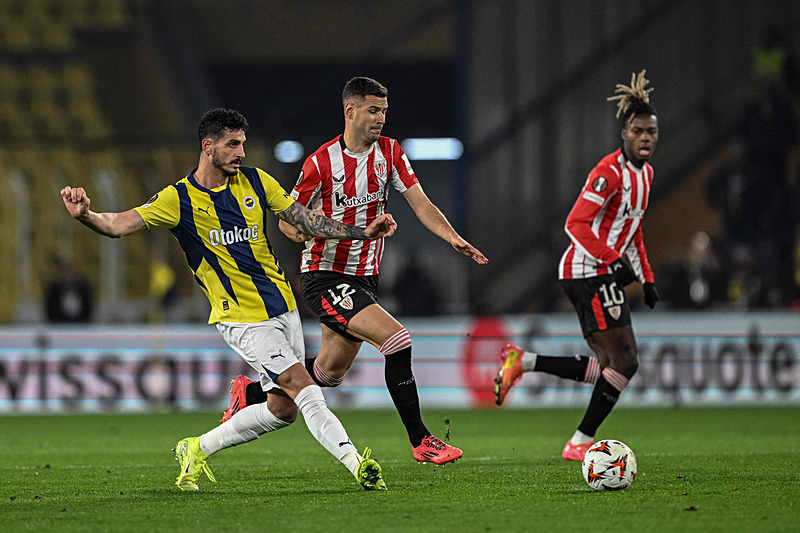 Fenerbahçe’ye kötü haber! 2 futbolcu sakatlandı