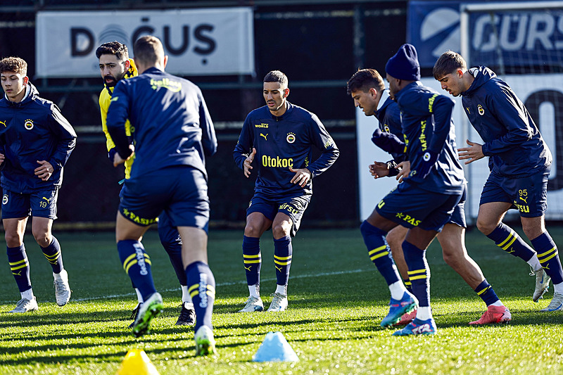 Fenerbahçe’ye transferde piyango vurdu! Yıldız oyuncuya talip çıktı