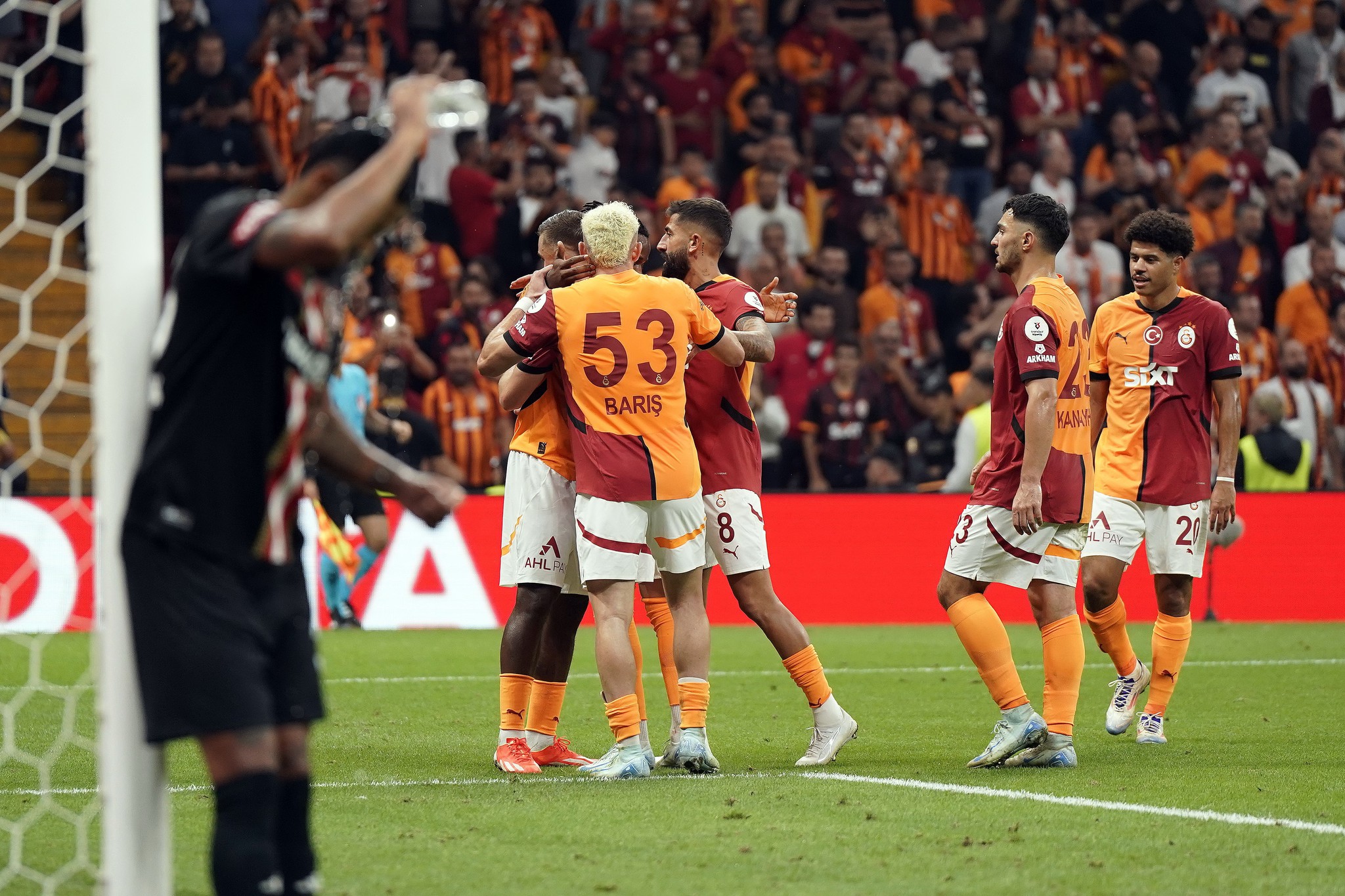 Okan Buruk’tan radikal karar! İşte Galatasaray’ın Göztepe maçı 11’i