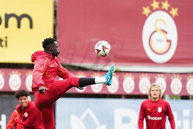 Okan Buruk’tan radikal karar! İşte Galatasaray’ın Göztepe maçı 11’i