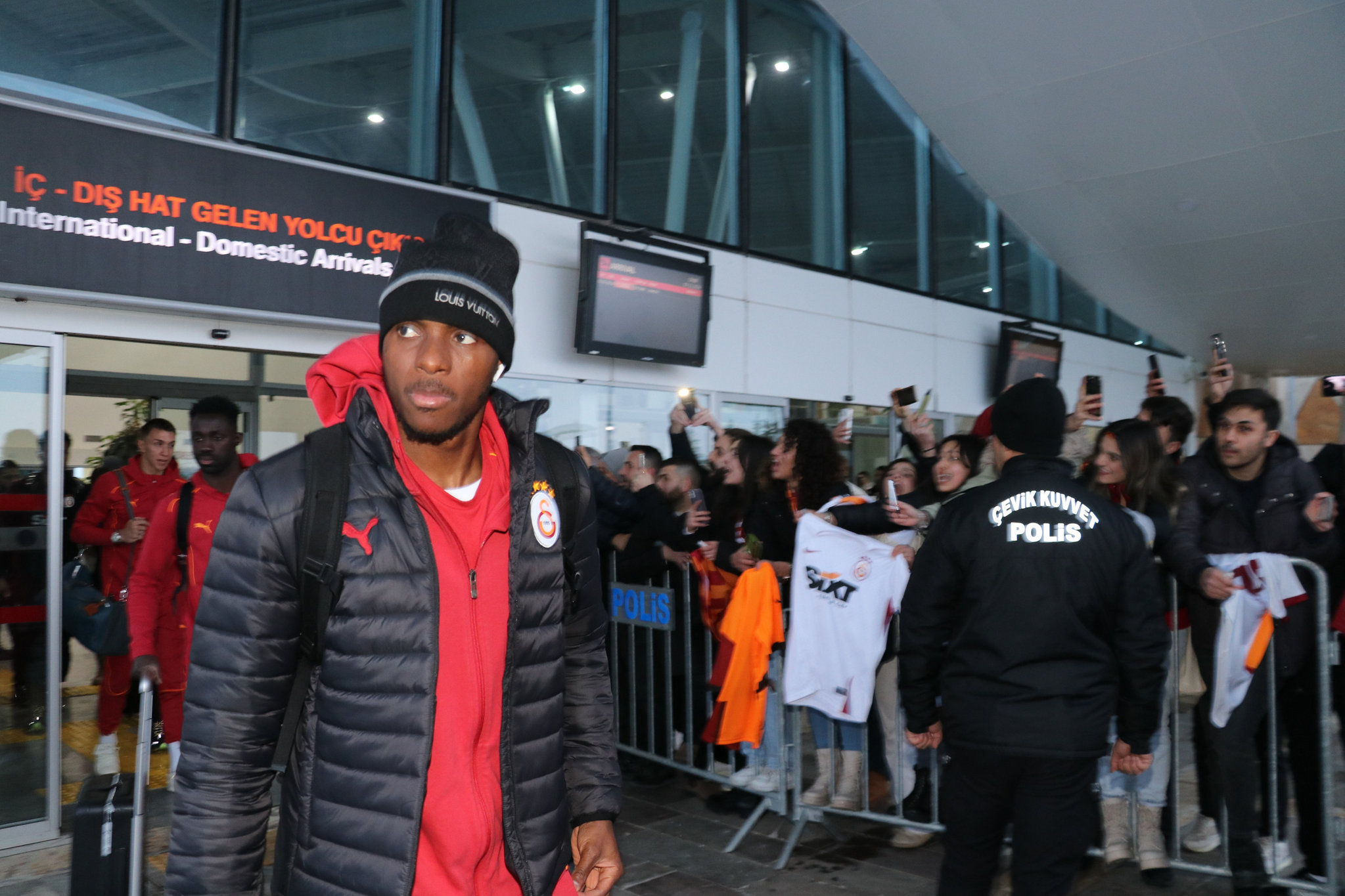 TRANSFER HABERİ: Galatasaray’da Osimhen depremi! İşte ayrılık tarihi