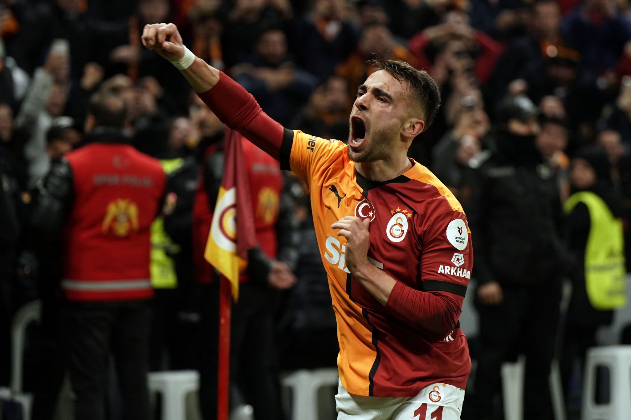 GALATASARAY HABERİ: Transferde şaşırtan Yunus Akgün iddiası! Kiralık olarak gidiyor