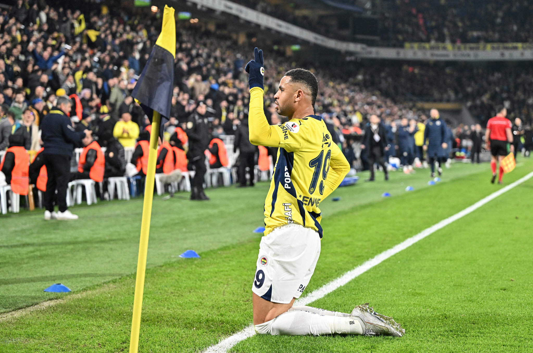 Al Nassr tarihi teklifle gelmişti! İşte Fenerbahçe’nin Youssef En-Nesyri cevabı