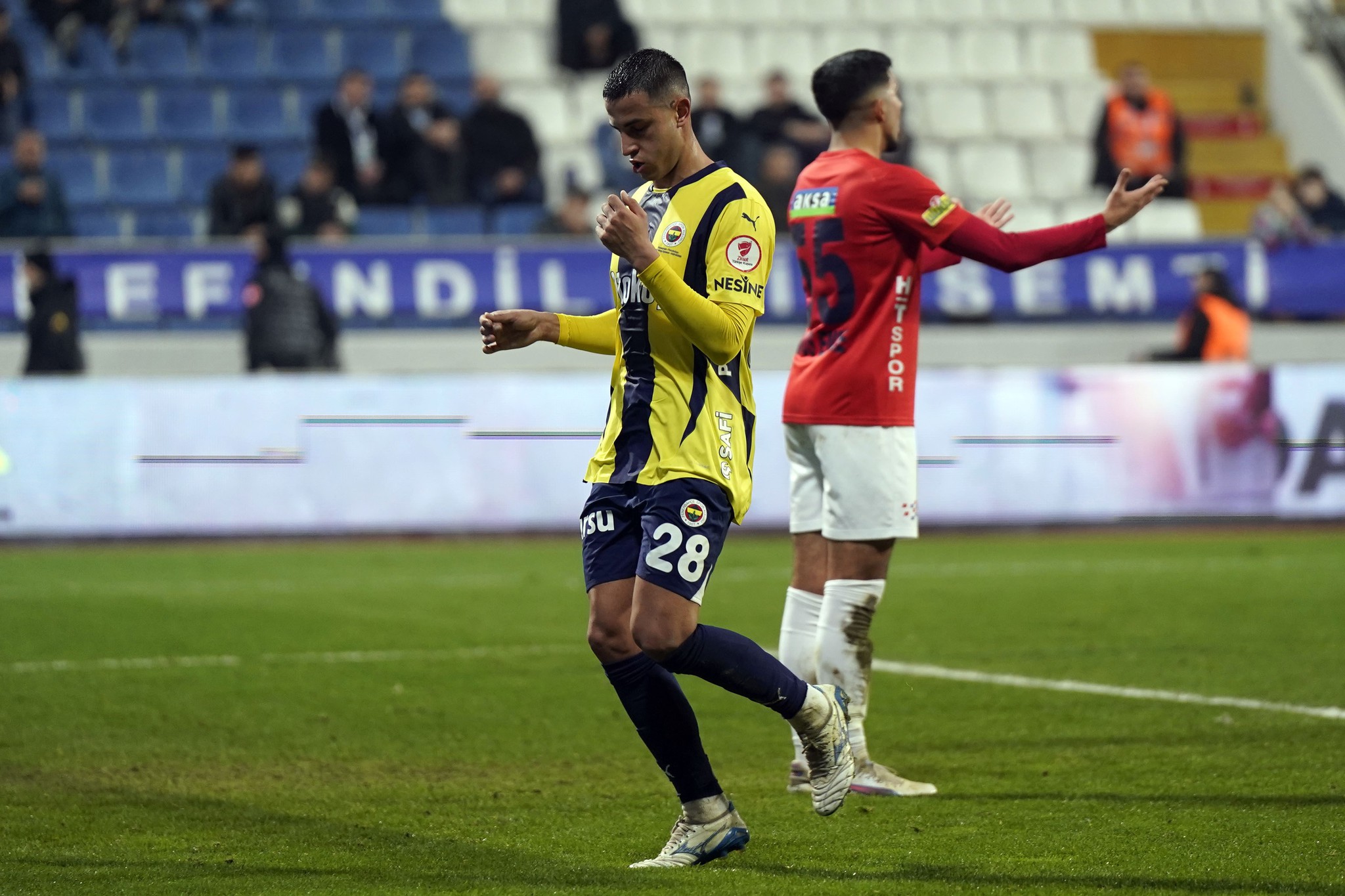 Eljif Elmas Fenerbahçe’ye geri mi dönüyor! İşte transferdeki son durum