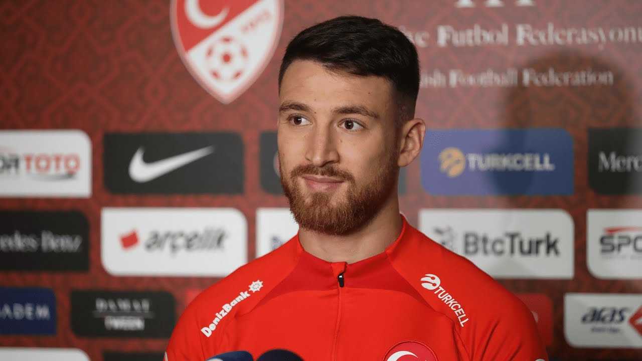 TRANSFER HABERİ: Galatasaray’dan milli yıldıza kanca! Sözleşmesini feshedebilir