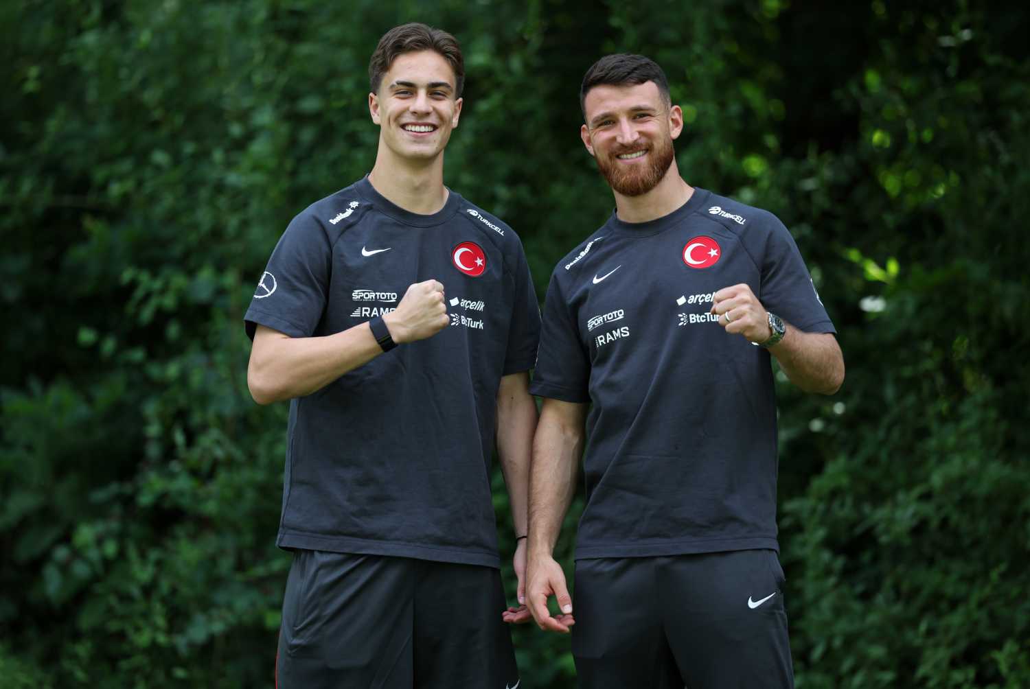 TRANSFER HABERİ: Galatasaray’dan milli yıldıza kanca! Sözleşmesini feshedebilir