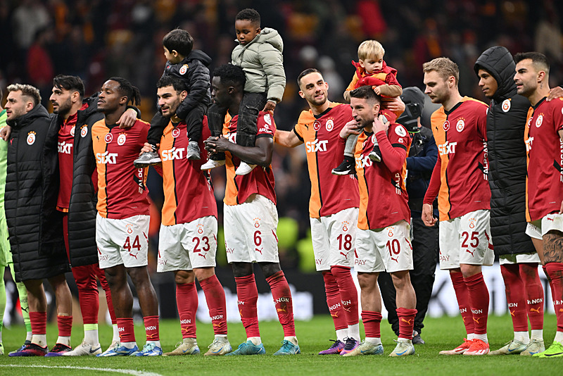 Galatasaray farkı açmak istiyor! İşte Okan Buruk’un RAMS Başakşehir maçı muhtemel 11’i...