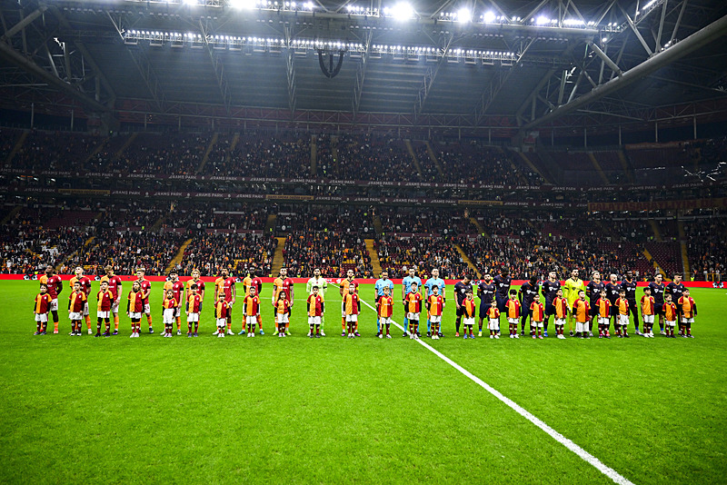 Galatasaray farkı açmak istiyor! İşte Okan Buruk’un RAMS Başakşehir maçı muhtemel 11’i...