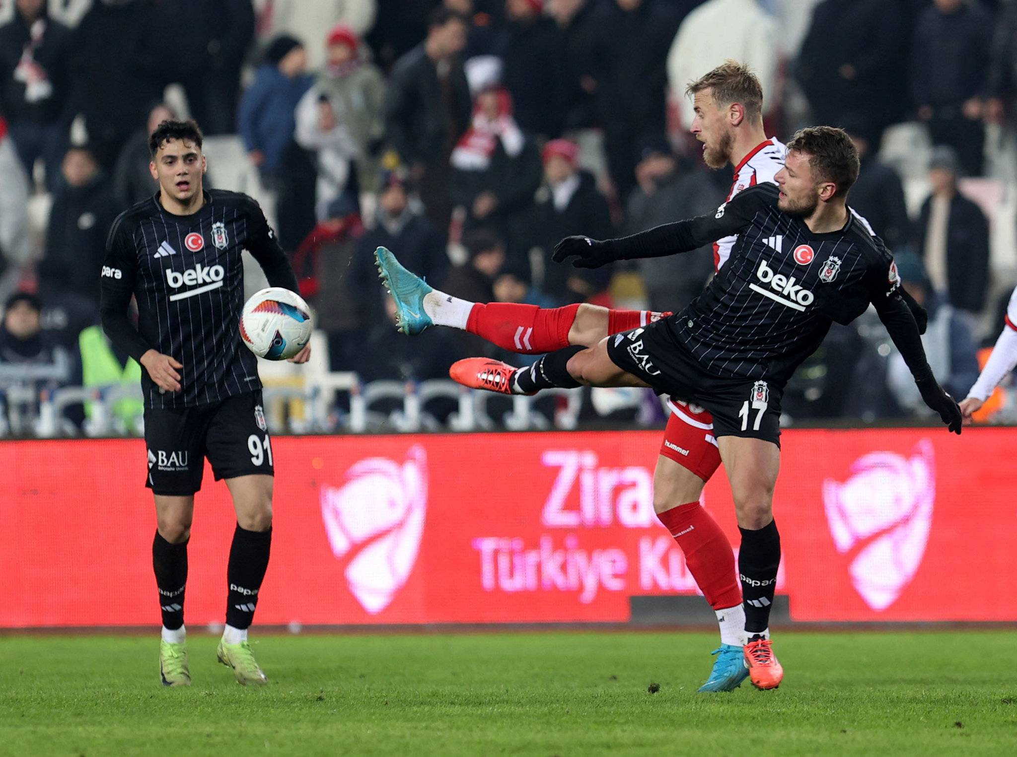 Ciro Immobile Beşiktaş’tan ayrılıyor mu?