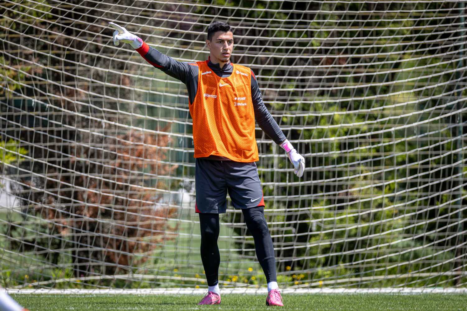 TRANSFER HABERİ | Galatasaray’da Muslera’nın alternatifi hazır! İlk adım atıldı