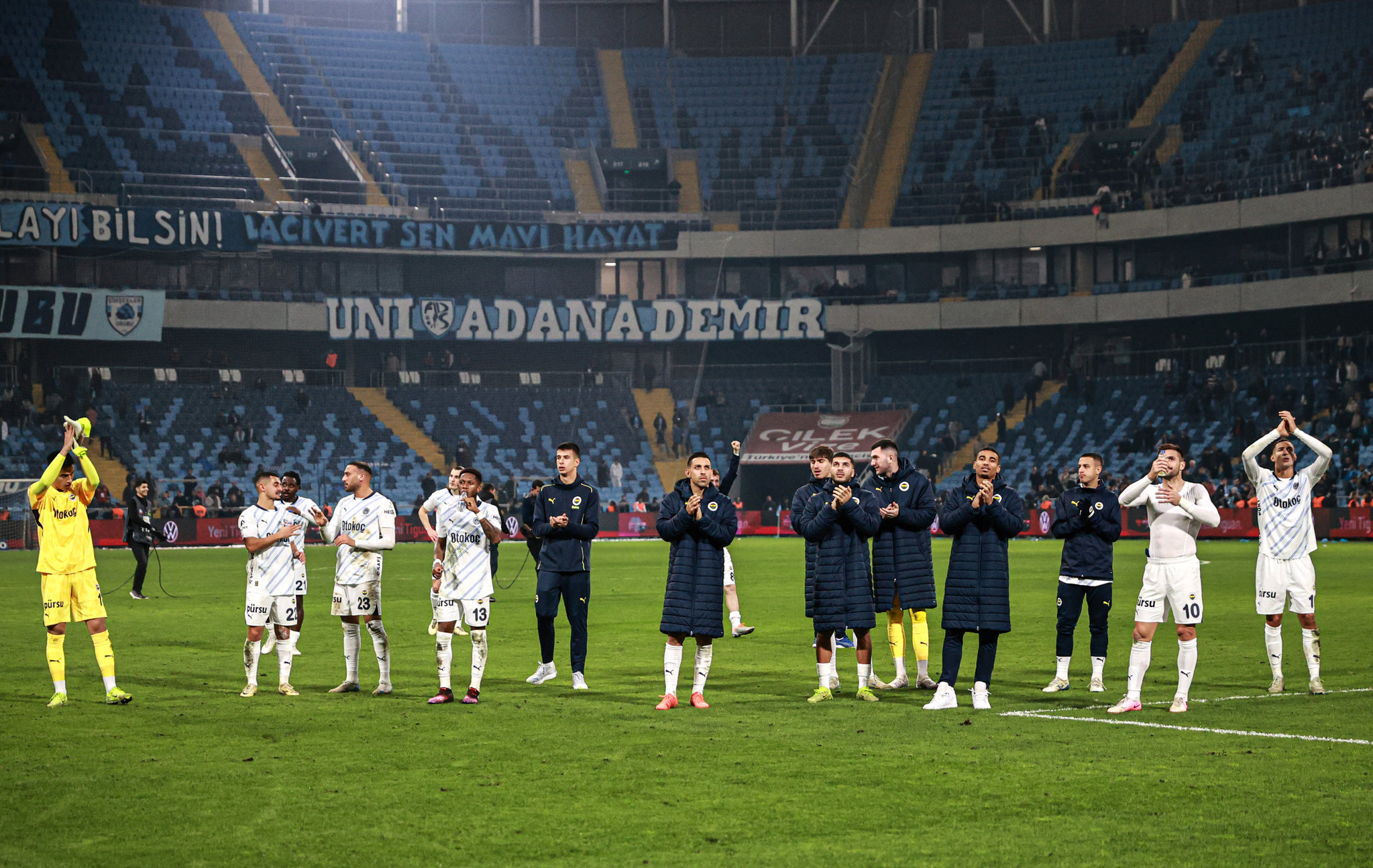 Mourinho’dan sürpriz karar! İşte Fenerbahçe’nin Lyon maçı 11’i