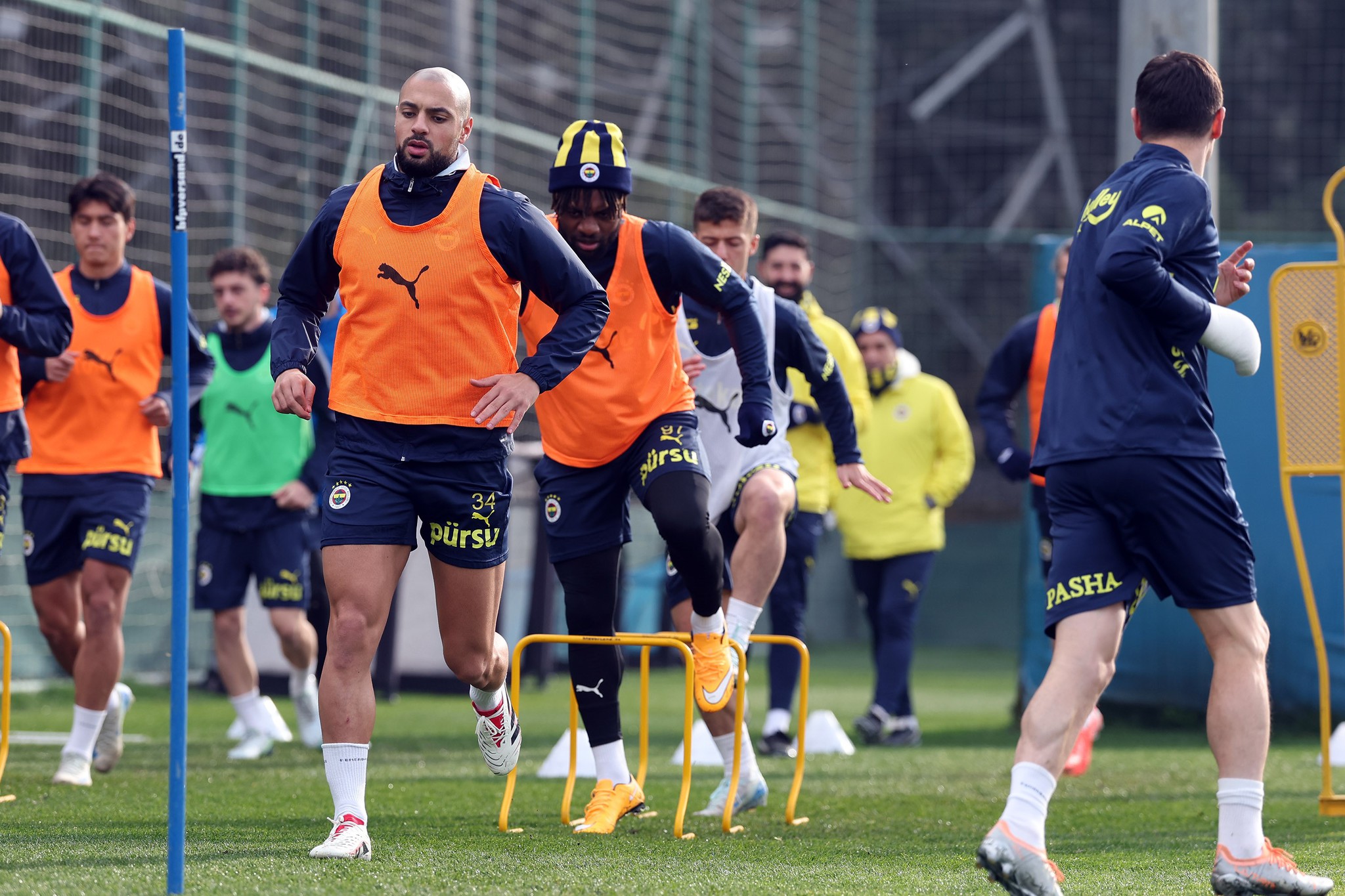 Mourinho’dan sürpriz karar! İşte Fenerbahçe’nin Lyon maçı 11’i