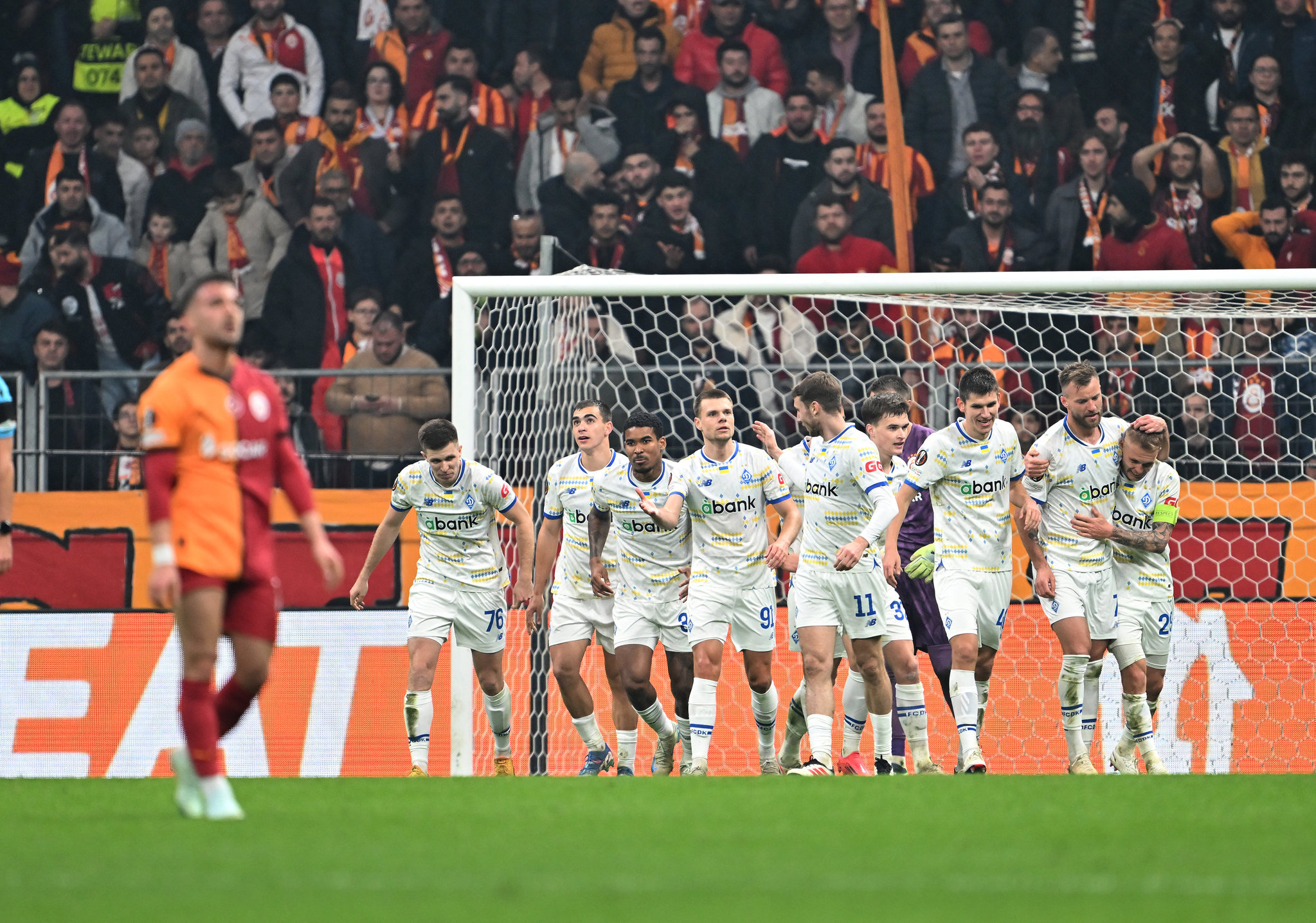 Okan Buruk’tan sürpriz hamle! İşte Galatasaray’ın Tümosan Konyaspor maçı 11’i