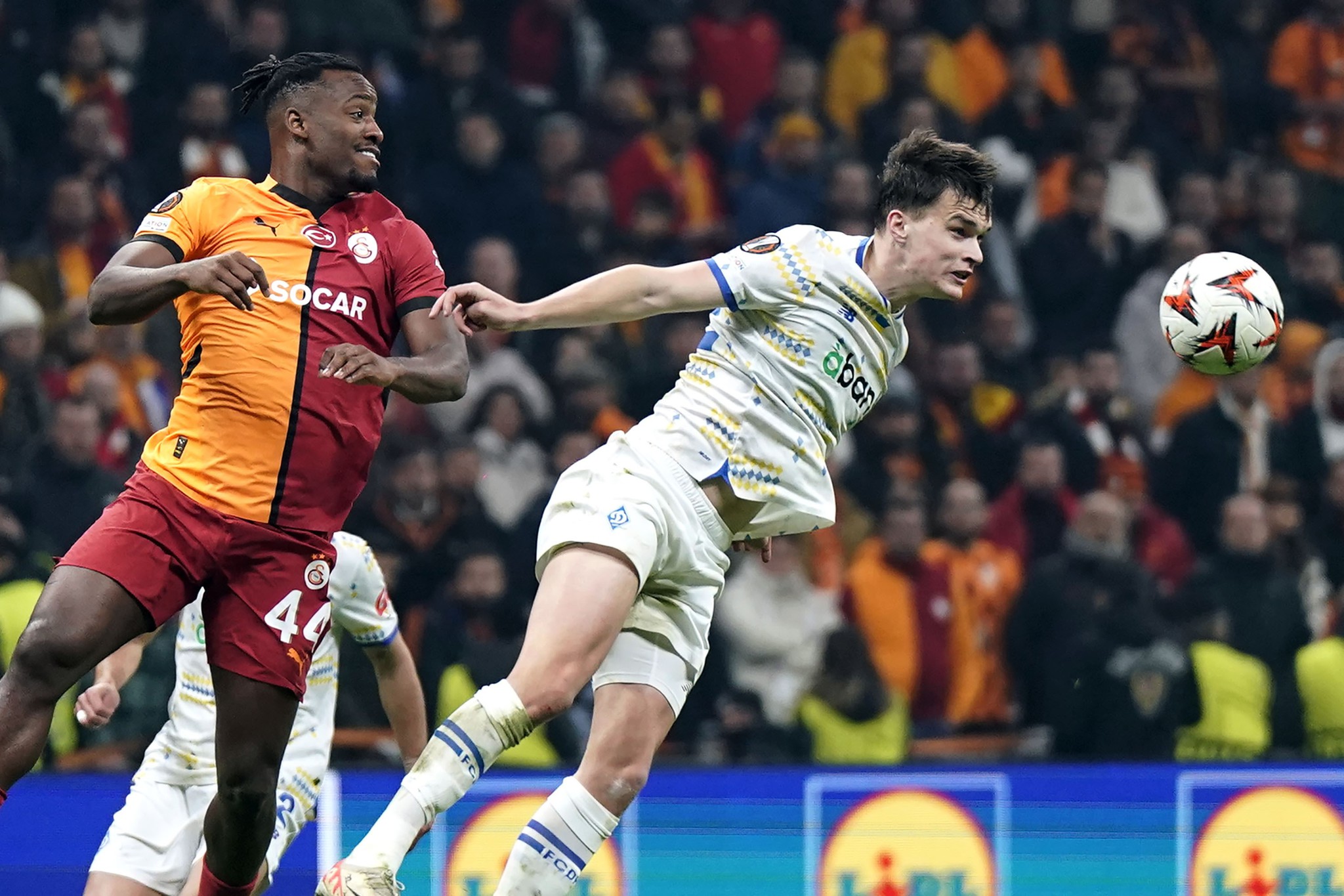 Okan Buruk’tan sürpriz hamle! İşte Galatasaray’ın Tümosan Konyaspor maçı 11’i