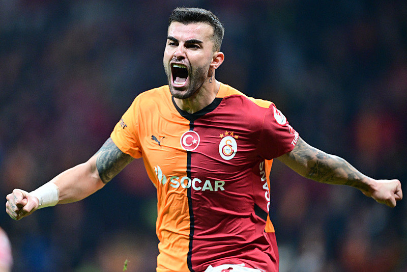 Okan Buruk’tan sürpriz hamle! İşte Galatasaray’ın Tümosan Konyaspor maçı 11’i