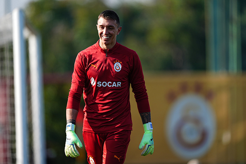 Okan Buruk’tan sürpriz hamle! İşte Galatasaray’ın Tümosan Konyaspor maçı 11’i