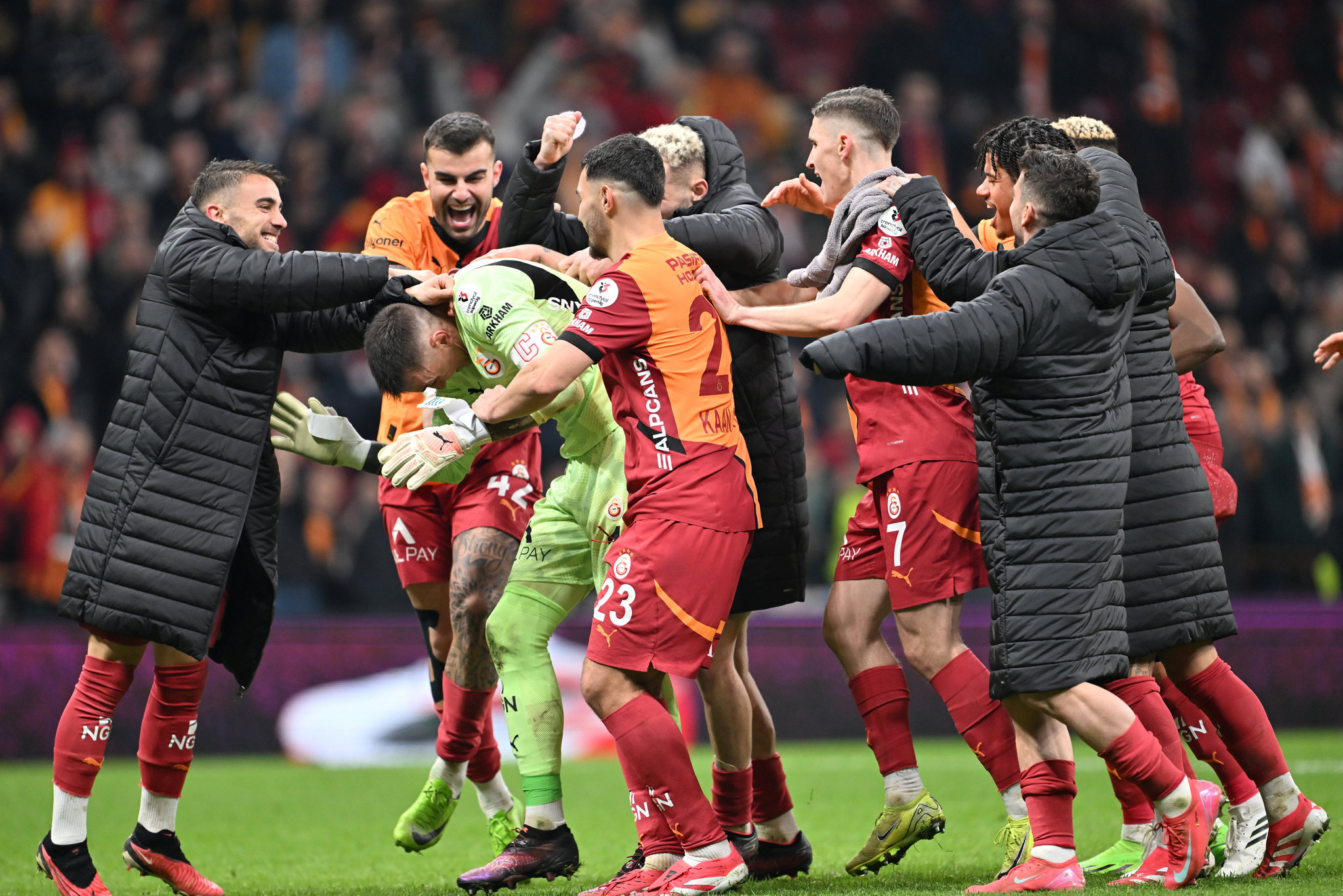 TRANSFER HABERİ: Galatasaray’da Tümosan Konyaspor maçı sonrası flaş ayrılık kararı!