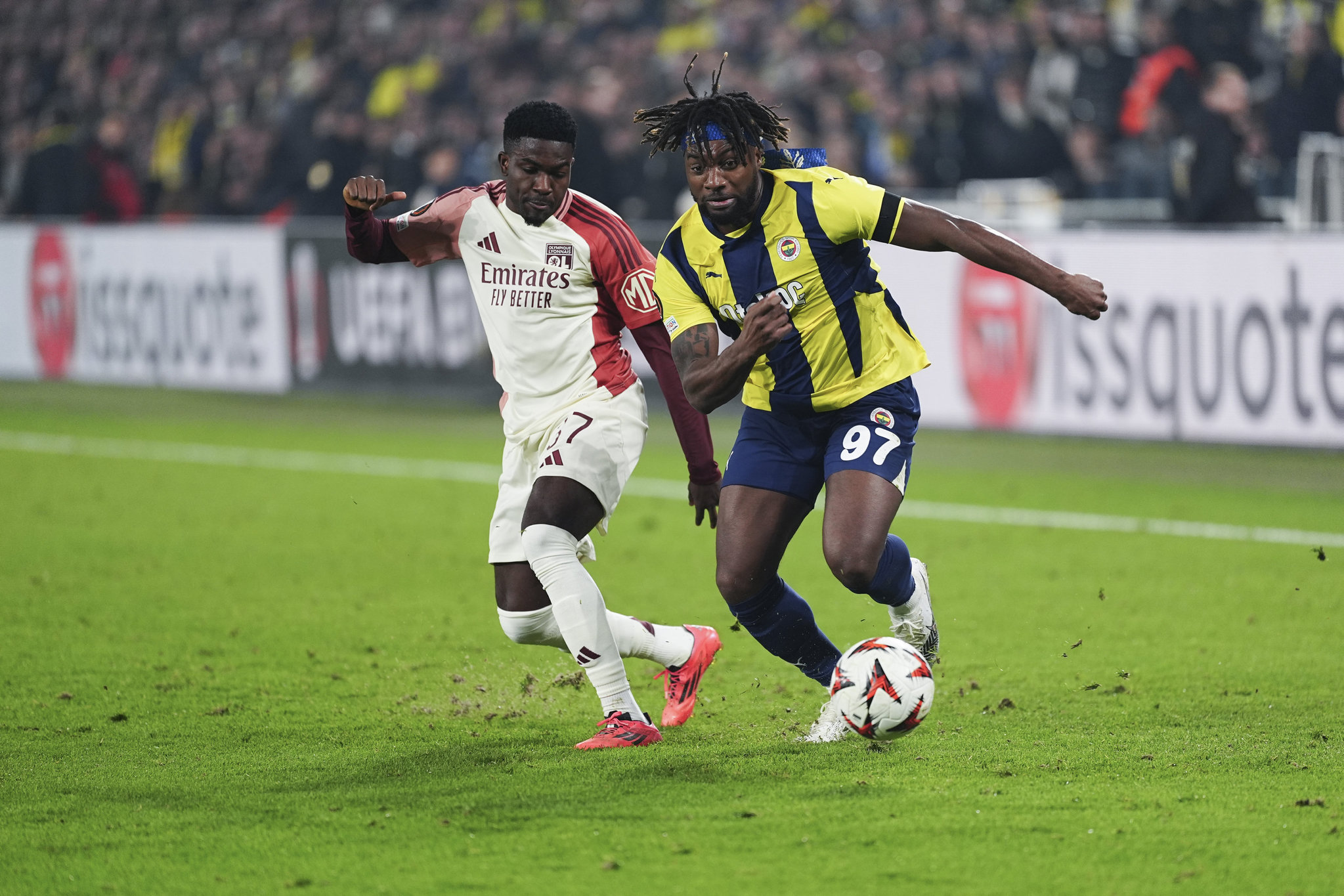 Fenerbahçe’ye sürpriz transfer piyangosu! Alan Saint-Maximin’e Arabistan kancası