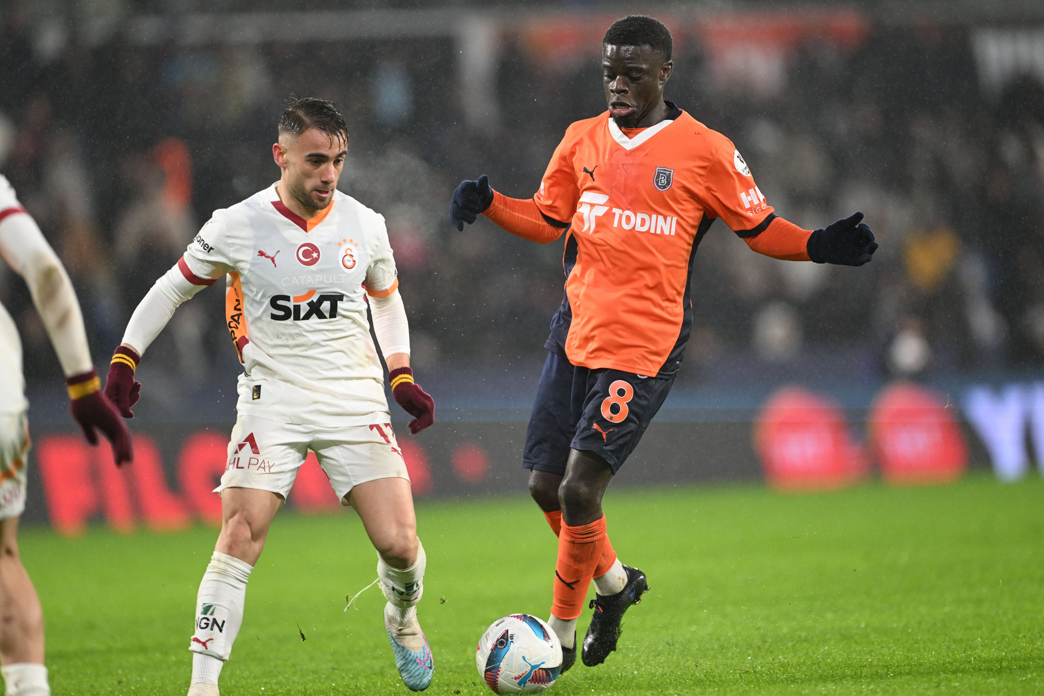 TRANSFER HABERİ | Yunus Akgün’e vize çıkmadı! Galatasaray o rakamı reddeti