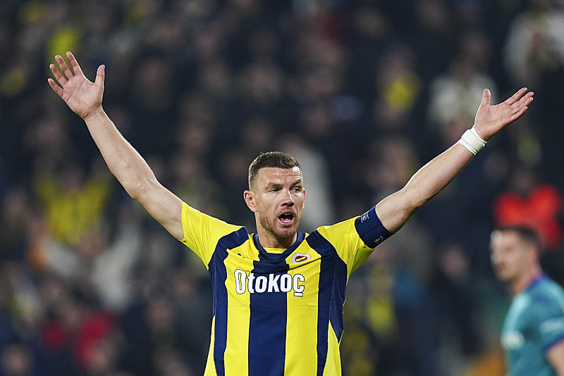 Fenerbahçe’de Edin Dzeko şoku! O maçlarda sahada olmayacak