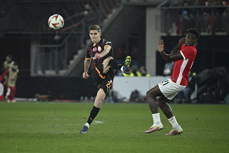 Sacha Boey’den gelen paraya ne oldu? Galatasaray’da transferde flaş gerçek!