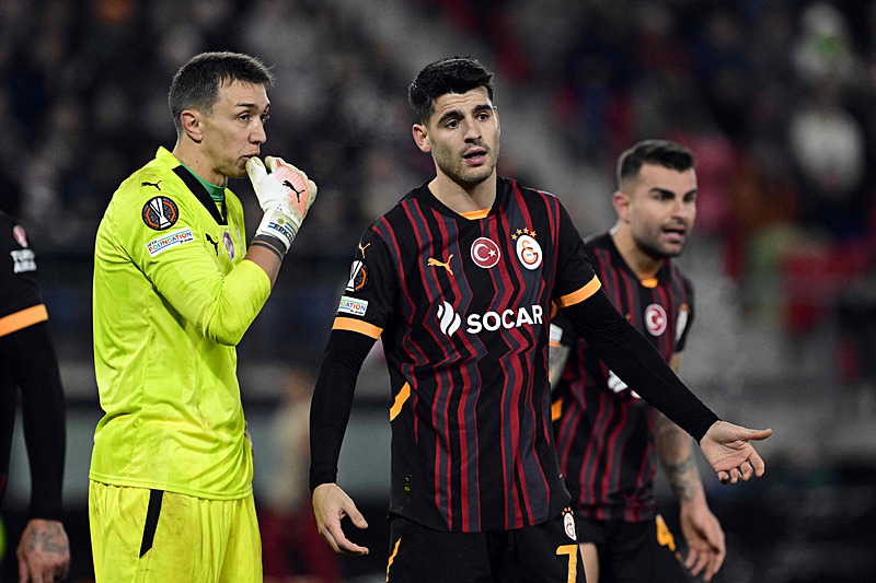 Sacha Boey’den gelen paraya ne oldu? Galatasaray’da transferde flaş gerçek!