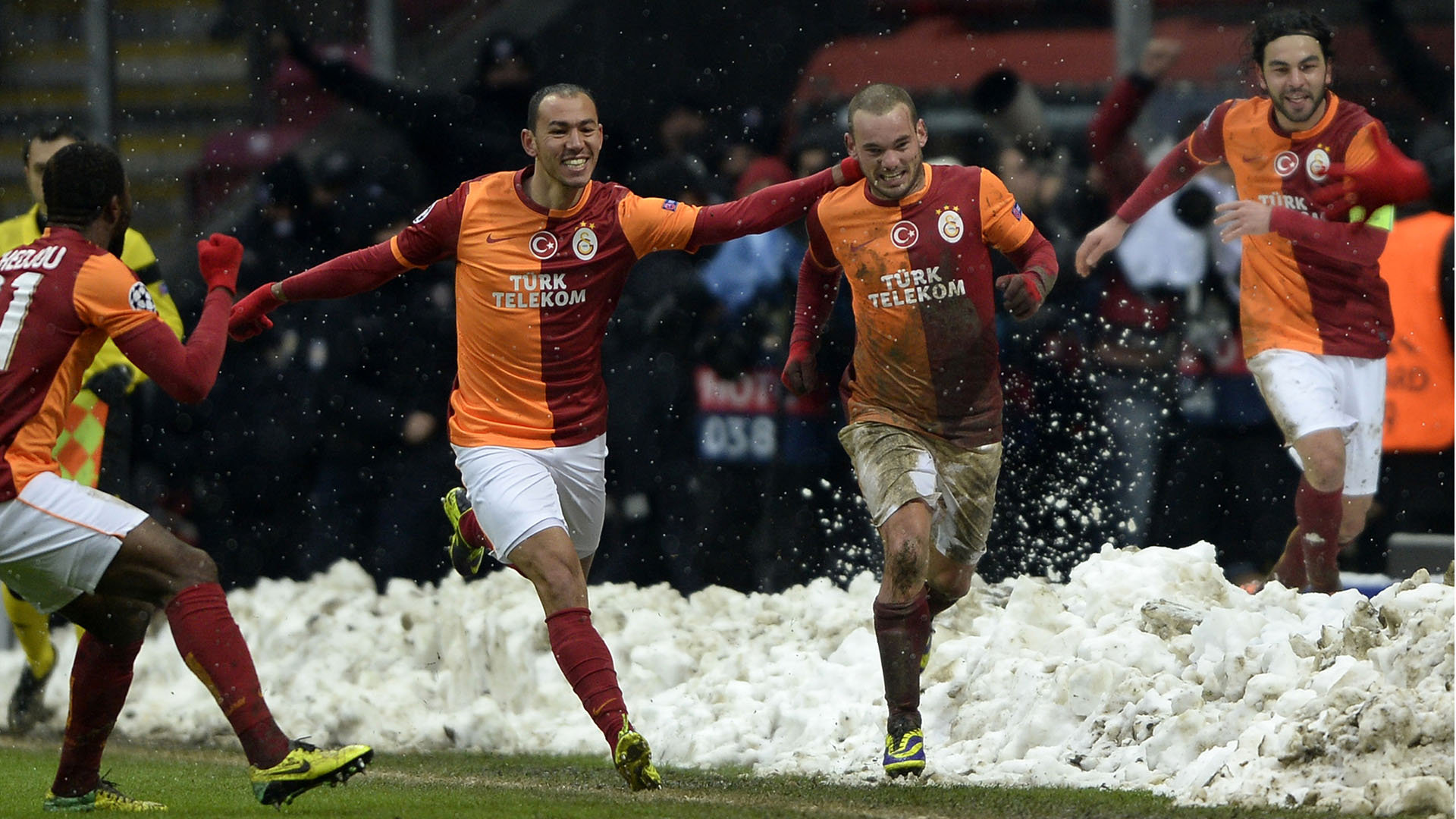 Galatasaray-AZ Alkmaar maçı öncesi kar uyarısı! Akıllara o mücadele geldi