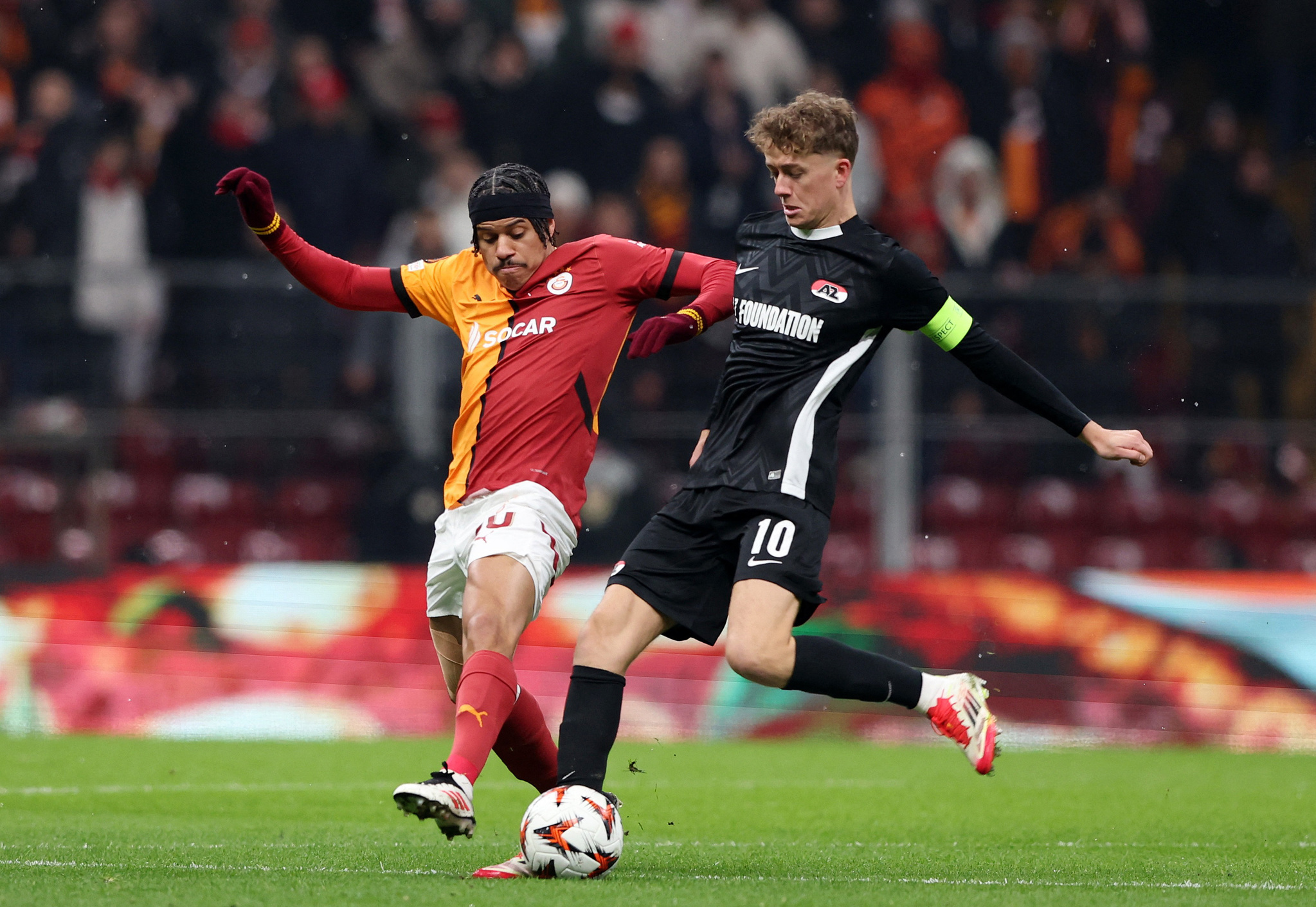 TRANSFER HABERİ: Galatasaray’da flaş ayrılık! AZ Alkmaar maçı sonrası bileti kesildi
