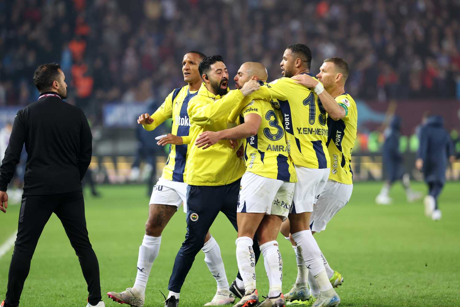 Galatasaray - Fenerbahçe derbisinin oranları açıklandı! İşte favori takım
