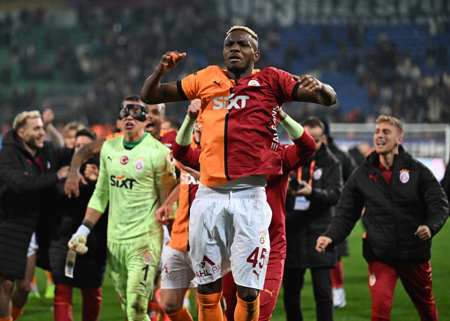 Galatasaray - Fenerbahçe derbisinin oranları açıklandı! İşte favori takım