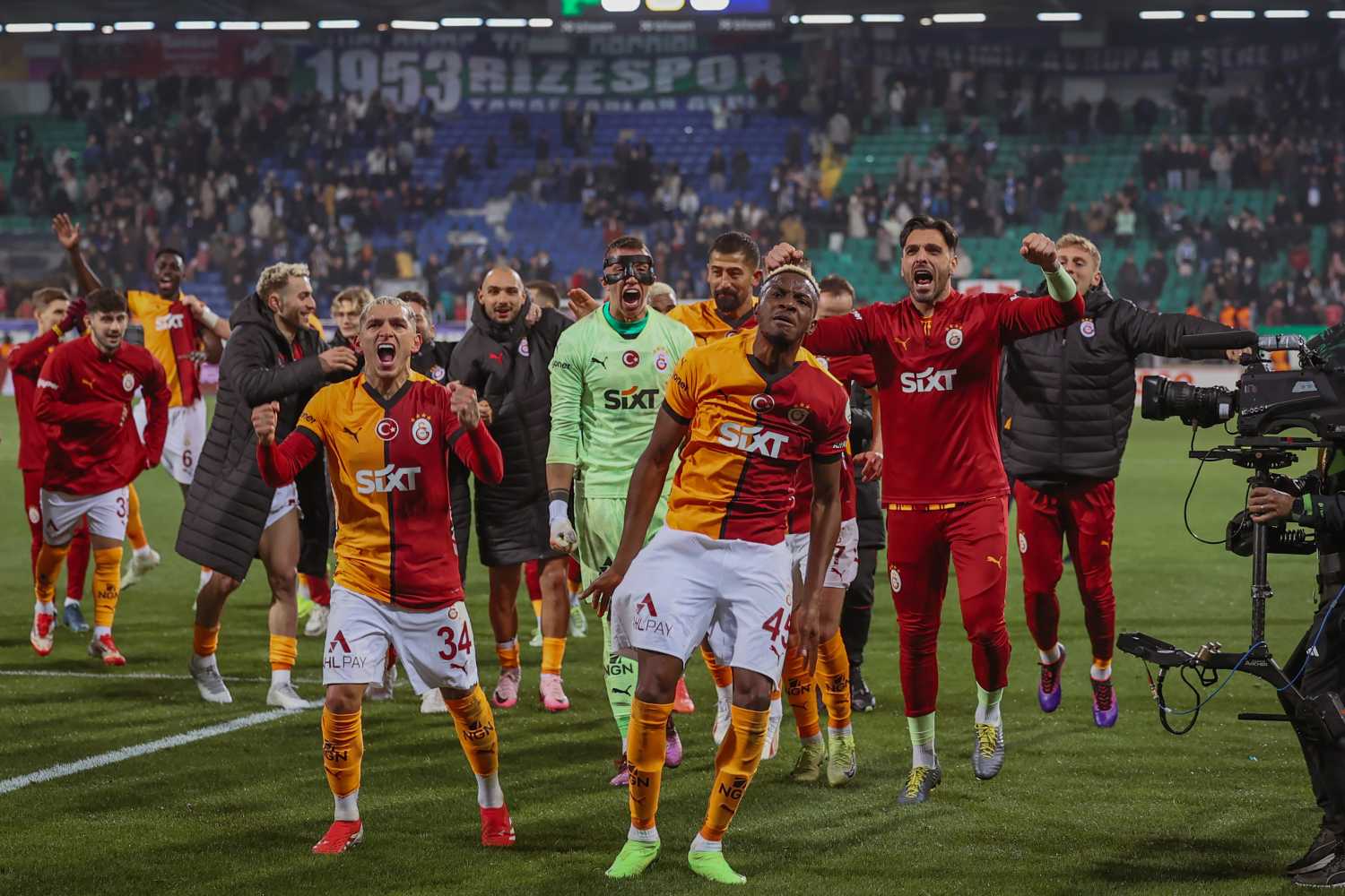 Fenerbahçe, Galatasaray karşısında bilerek penaltı kaçırmıştı! İşte derbi öncesi öne çıkan ilginç notlar