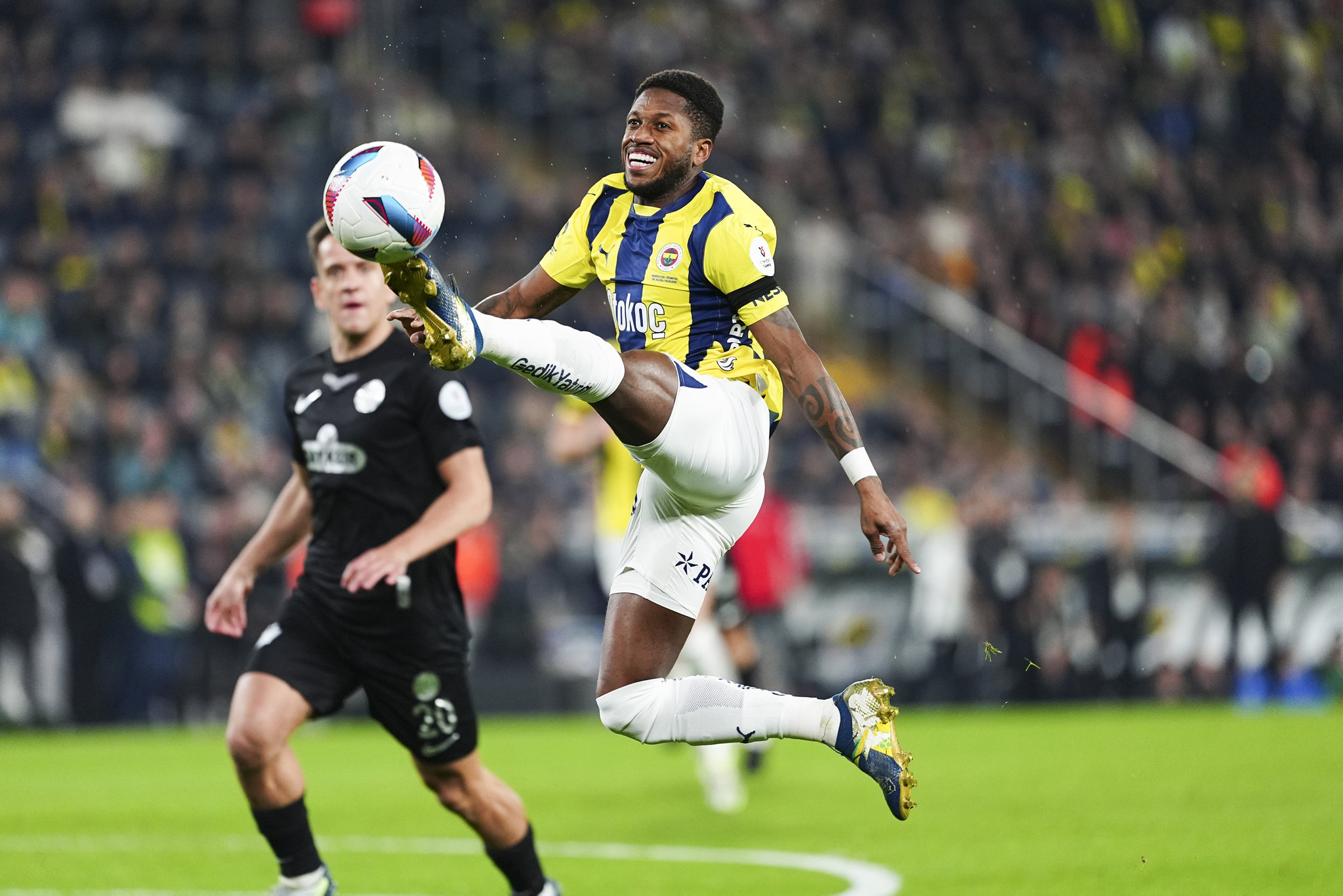 Fenerbahçe’de endişe veren transfer gelişmesi! Ülkesine dönebilir
