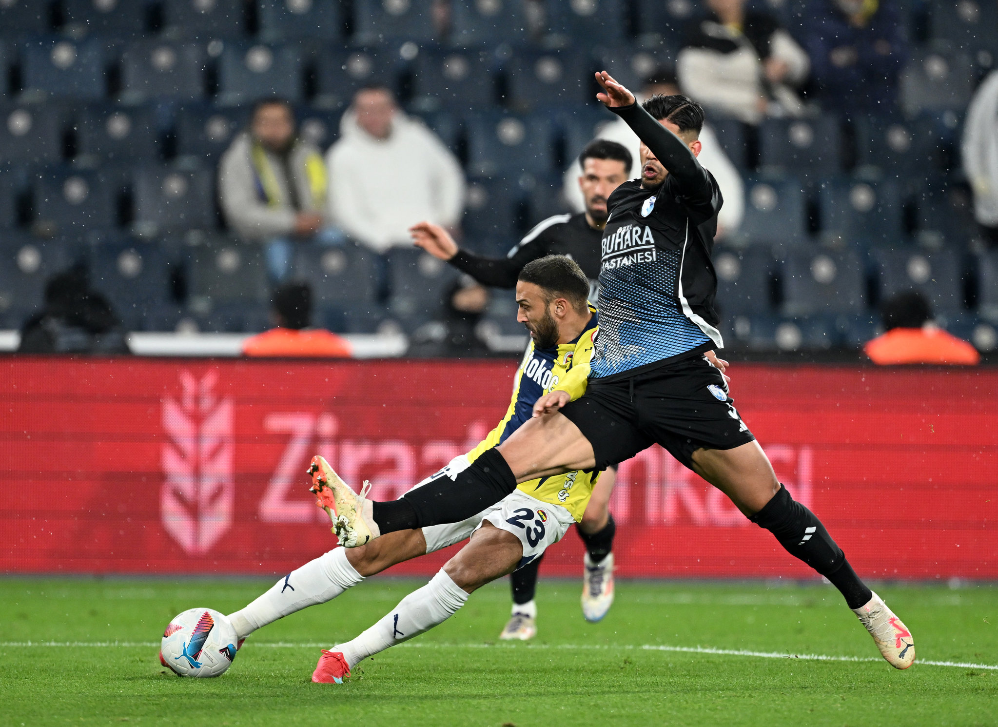 FENERBAHÇE HABERİ: Sürpriz transfer iddiası! Cenk Tosun geri dönüyor